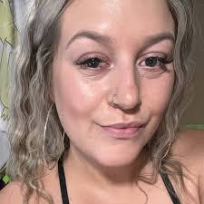 Karissa Cooper's Instagram, Twitter & Facebook