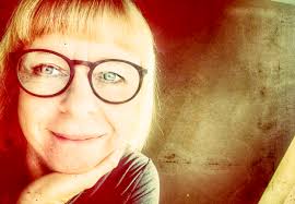 Bio — Ruth Messenger