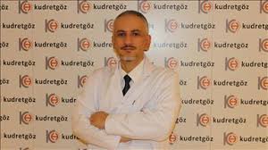 Goz Onunde Sinek Ucusmasina Dikkat