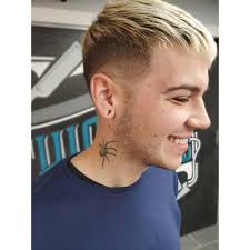 Nicole (@nic.thebarberlady) • Instagram photos and videos