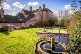 Robbie savage (soccer player) was born on the 18th of october, 1974. Step Into The Former Home Of Robbie Savage Property Blog