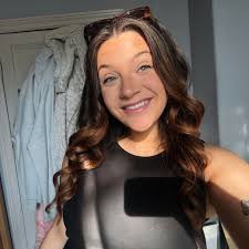 CALLING CALLING BID WRITERS I'm looking to connect with a bid writer to  support me