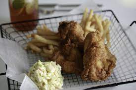 3 Piece Fried Chicken Dinner With French Fries Cole Slaw And Mike S Sweet Tea Chicken Joe Albany Ny Fried Chicken Dinner Food Chicken Dinner