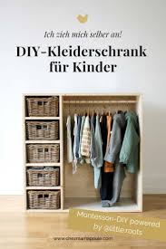 Kleiderschrank Nach Montessori Selbermachen Ein 2 In 1 Kinderm Bel Das Gleichzeitig Ein B Cherregal Und Ein In 2020 Diy Wardrobe Diy Furniture Childrens Furniture