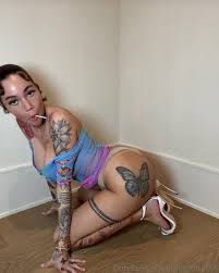 Bhad Bhabie Topless Tease Erotic Body - Hot Celebs Home