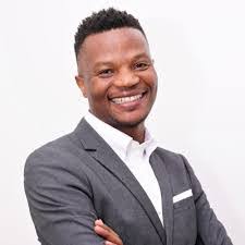 Adrian Trout's Instagram, Twitter & Facebook