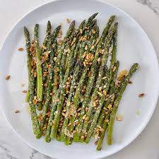 Lemon Garlic Asparagus (The Spring Side You'll Make on Repeat)