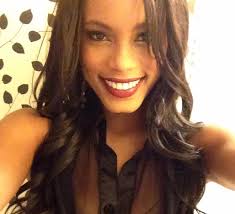 Ayesha Scott's Instagram, Twitter & Facebook