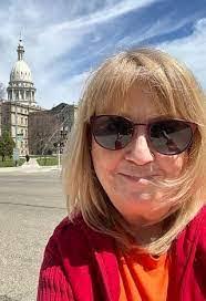 Sharon Macdonell's Instagram, Twitter & Facebook