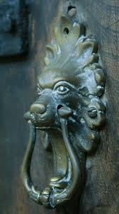 Door Knocker I Took This In France The Summer Before We Left Germany Poignee De Porte Heurtoir De Porte Poignet De Porte