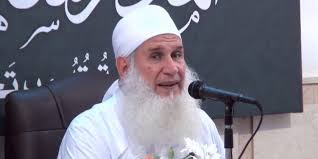 ولد في عام 1375 هـ بقرية المعتمدية التابعة لمحافظة الجيزة بمصر. U38riwxlfvw4wm