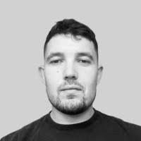 Edward Napper's Instagram, Twitter & Facebook