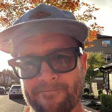 23 years ago today, Izzy Alcantara kicked the catcher and started one of  the craziest baseball brawls ever 👀