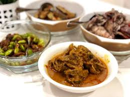Kari telur, resepi kari kepala ikan, resepi kari sotong, resepi kari mamak, image gallery kari ayam via keywordsuggest.org. Kari Kambing Dan Sotong Masak Hitam Menu Pilihan Keluarga Aku Sis Lin