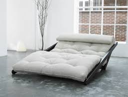 Nel nostro assortimento trovi anche futon facilmente adattabili alle tue esigenze e al tuo modo di dormire. I Vantaggi Dei Divani Letto Vivere Zen