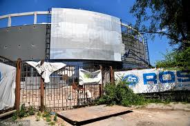 W związku z budową nowego stadionu, od sezonu 2015/2016 radomiak swoje mecze w roli gospodarza rozgrywa na stadionie mosir przy ul. Radomskie Centrum Sportu Z Duzym Opoznieniem Stadion Radomiaka Dopiero W Przyszlym Roku