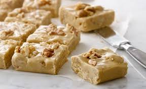 5 Recettes De Suc A Creme Meilleures Que Celle De Ta Grand Mere Maple Fudge Recipes Fudge Recipes Maple Fudge