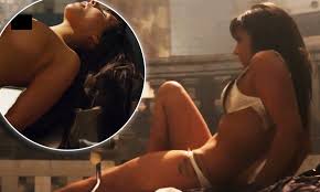 CBBs Roxanne Pallett strips naked for ANOTHER raunchy on-screen romp |  Daily Mail Online
