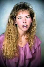 Beatnik fashion: black, slender silhouettes and berets