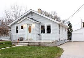784 Pine Street Sheboygan Falls Estate Homes Real Estate Sheboygan