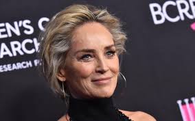 Κάντε το όπως οι Stone, Shields, MacDowell και Marceau!