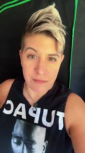 Fresh hair, same me 😆 #wlw #masc #lesbiansoftiktok #lgbtq #fypツ #fypage  #wlwtiktok #lgbt #hairstyle #shorthair #transition