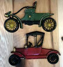Antique Auto Wall Plaque Hanging Cast Iron Cars Lot Of 2 Usa Vintage B9 Autos