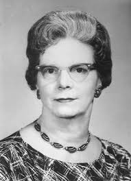 Elizabeth Orman's Instagram, Twitter & Facebook