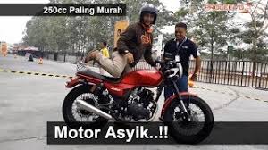 Hai semua kali ini gw mencoba ulas lagi si vintech, selain itu ada part bawaan yang baru gw ganti selama 2.000 km perjalanan.1. Blak Blakan Mengomentari Mobil Retro Viar Vintech 250 2018 Cafe Racing