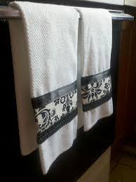 Pin By Tracey Puckett On Making This N Making That Decorative Hand Towels Hand Towels Diy Towel Crafts
