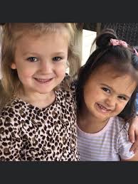 Sandy and Squidward both have something to prove to Bikini Bottom. Eva  Keating and Taylor Logsdon perform