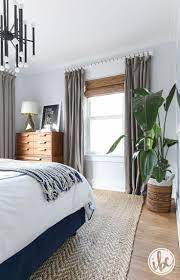 The window treatment pros at diynetwork.com share curtain tieback ideas that look expensive. Schlafzimmer Ideen Modern Chic I Want To Decorate Pinterest Schlafzimmer Grau Schlafzimm Modern Bedroom Decor Home Decor Styles Curtain Designs For Bedroom