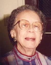 Elissa Frazier's Instagram, Twitter & Facebook