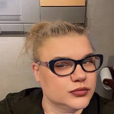 Anna Sznajderowicz w osoby