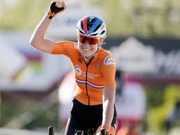 Anna van der breggen ретвитнул(а) team sd worx. Van Der Breggen Completes World Championships Double With Road Race Title More Sports News Times Of India