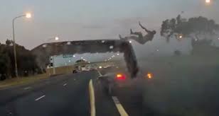 Traffic was diverted after reports of stone throwing on the n2 freeway near borcherds quarry in cape town on friday. Driver Ejected From Convertible N2 Cape Town Kimberley City Info