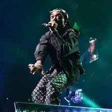 But the diamond appears to be back on the rapper's forehead. Lil Uzi Vert Is No 1 As Streaming Holds Strong During Pandemic The New York Times