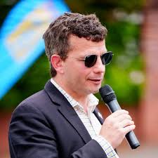 Thank you to the nearly 500 people who came out to 35 Epsom Electorate  Street Corner Meetings in Epsom, Mt Eden, Newmarket, Parnell, and Remuera  over the last five Sundays. I do