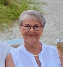 Lynn Behrens's Instagram, Twitter & Facebook