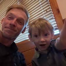 Who does custom car wraps near Collinsville?