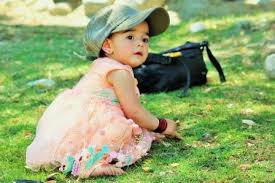 Nama ini merupakan nama gaelic klasik dari brighid yang berarti kekuatan atau yang ditinggikan. 20 Nama Bayi Perempuan Yang Lahir Di Bulan Maret Terbaru Kitabnamabayi Comkumpulan Arti Nama Bayi 2 3 Kata Unik Keren
