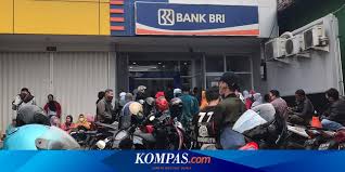 Kepala bank rakyat indonesia (bri) unit kecamatan kebakkramat, karanganyar, jawa tengah, heru susanto mengatakan pengajuan kredit di masa pandemi atau new normal tak berbeda jauh cara cek penerima bantuan umkm bpum 1,2 juta & daftar bpum 2021 klik eform.bri.co.id/bpum cek 1,2 jt. Registered On Eform Bri Co Id This Is How To Withdraw Rp 1 2 Million Blt Umkm Pages All Netral News