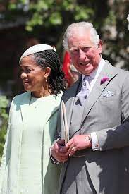 Doria ragland was 'adamant' that meghan markle must not travel for prince philip's funeral, say sources. Meghan Markles Mutter Doria Ragland Das Leben Einer Sozialarbeiterin Ehe Sie Die Schwiegermutter Prinz Harrys Wurde