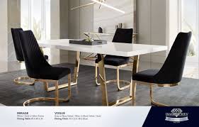 Whether you prefer a dramatic mirrored console table or a traditional white console table, there are many different options to accommodate all styles. Dining Room Diamond Sofa