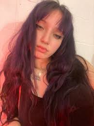 👤 (1) sent you a friend request 📩 (1) wants to send you a message