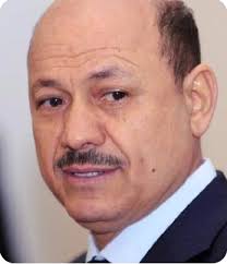 President Al-Alimi Holds Meeting with Prime Minister and Economic and  Service Officials