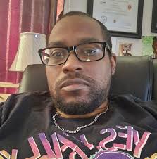 BREAKING: Kyrie Irving has been traded to the Boston Celtics for Isaiah  Thomas, Jae Crowder and Brooklyn Nets 2018 pick.