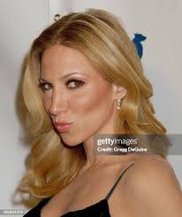 1,251 Paula Pink Photos & High Res Pictures