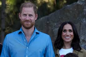 Famous neighbours, unfazed locals: Harry and Meghan swap California for  Cotswolds | News24