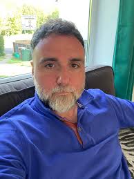 Dating sober! What a whacky concept! Definitely worth a shot 😁